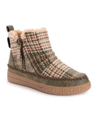 MUK LUKS
