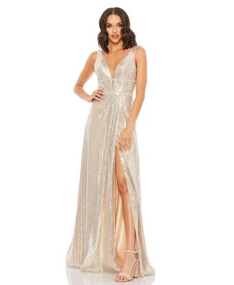 Mac Duggal