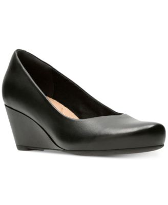 Clarks - Women's Flores Tulip Wedge Pumps