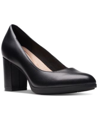 Clarks - Women's Bayla Skip Slip-On Platform Pumps
