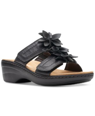 Clarks - Merliah Raelyn Flower-Detail Wedge Heel Platform Sandals