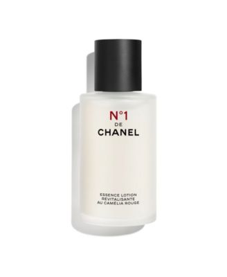 CHANEL - Plumps – Evens – Illuminates