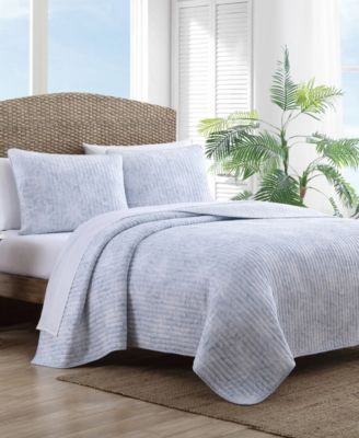 Tommy Bahama Home - Tommy Bahama Makena Blue Reversible 3-Piece Full/Queen Quilt Set