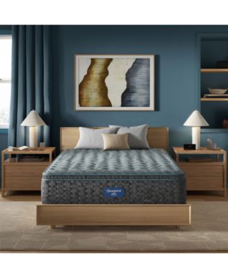 Beautyrest - Level One 14.25" Medium Pillow Top Mattress Set - California King